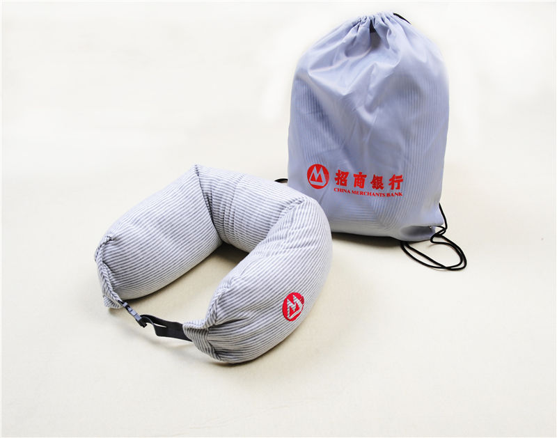 客戶回饋禮品的要點！看芳恩爲招行定制便攜旅行枕！